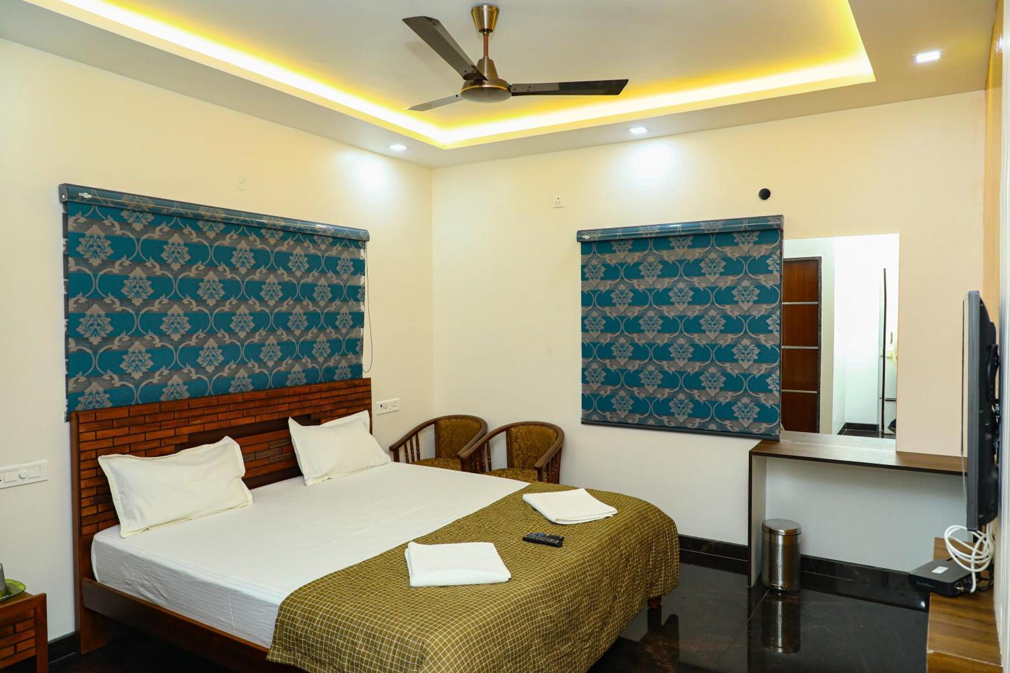 Jp Residency Hotel เยลาคีรี ภายนอก รูปภาพ