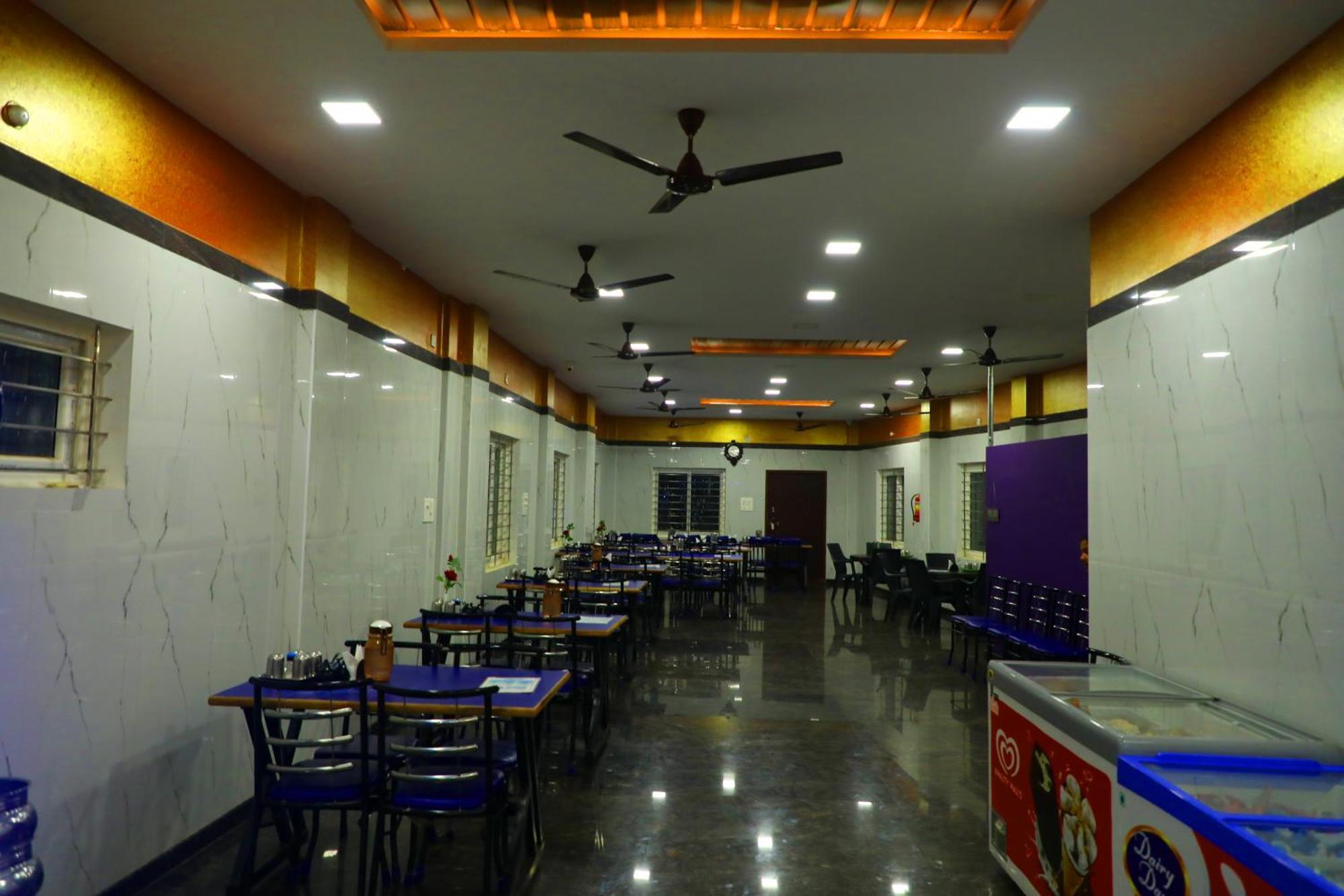 Jp Residency Hotel เยลาคีรี ภายนอก รูปภาพ