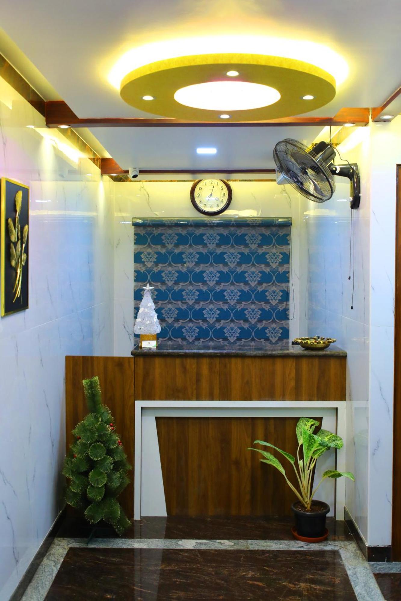 Jp Residency Hotel เยลาคีรี ภายนอก รูปภาพ